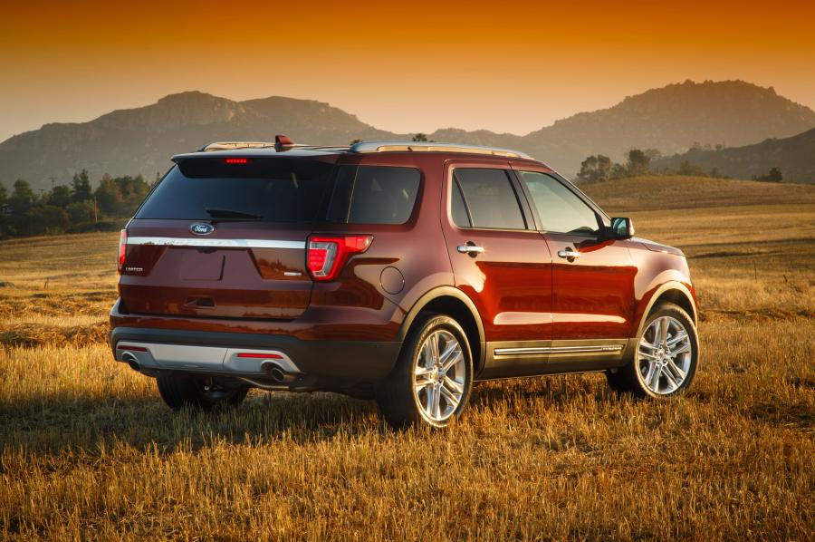  Ford Explorer Limited 2016 года  (фото 4 из 9)